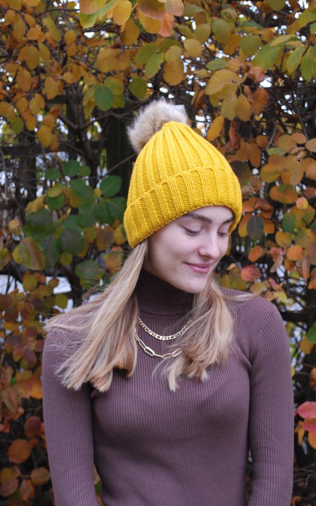 Rib knit faux fur pom pom hat mustard